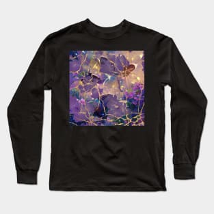 Japanese Garden: Butterflies and Flowers. Kintsugi Pattern Long Sleeve T-Shirt